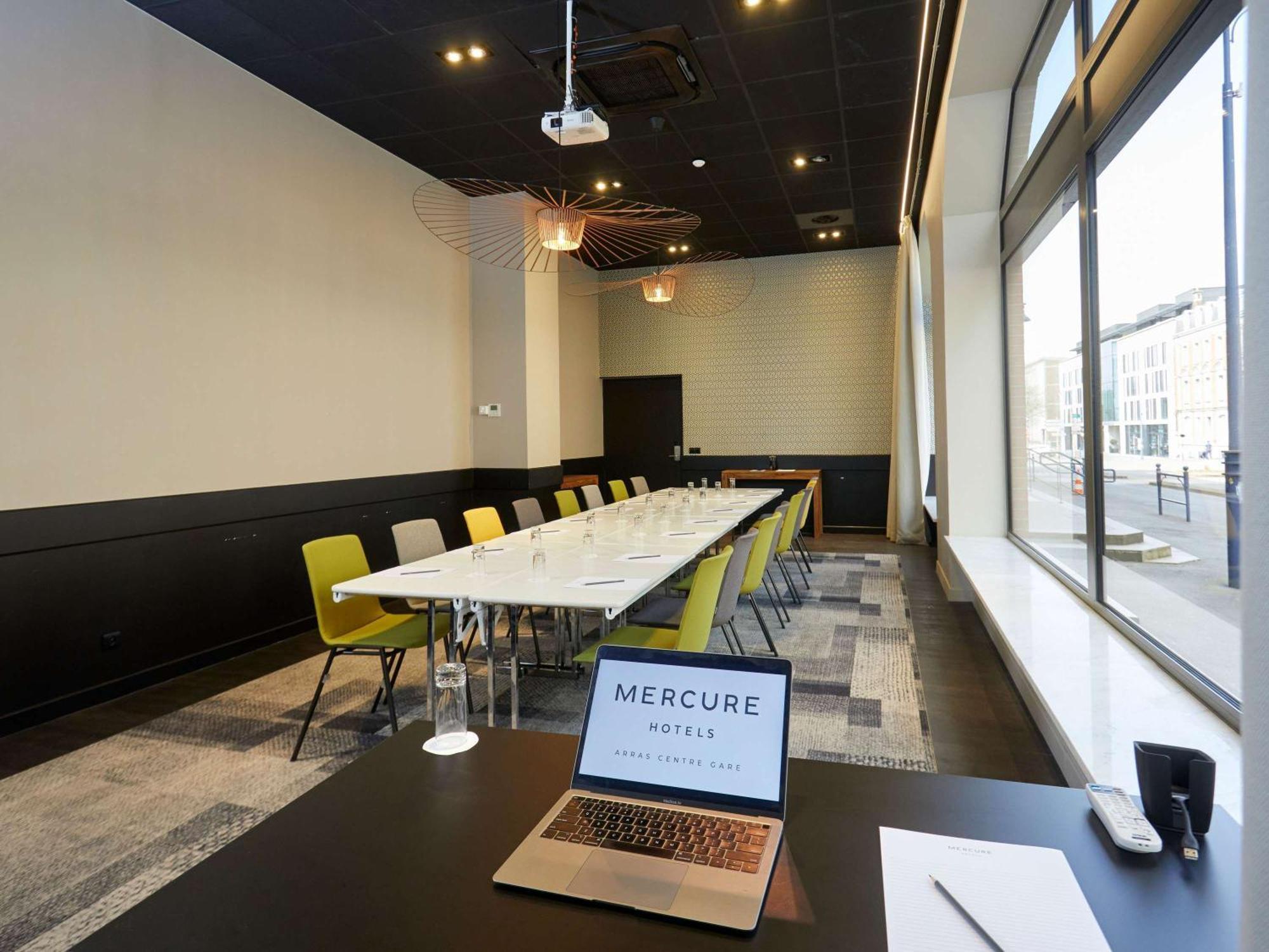 Mercure Arras Centre Gare Eksteriør billede